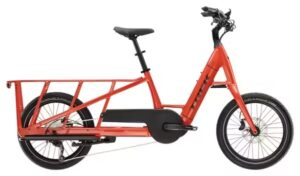 Bicicleta de carga longtail eléctrica Trek Fetch+ 2 Shimano Deore 10V 500Wh 20'' Rojo Lava
