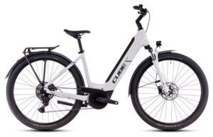 Bicicleta híbrida eléctrica Cube Touring Hybrid One 625 Easy Entry Shimano Cues 9V 625 Wh 700 mm Blanco Cotton Gris 2025