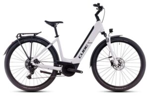 Bicicleta híbrida eléctrica Cube Touring Hybrid One 625 Easy Entry Shimano Cues 9V 625 Wh 700 mm Blanco Cotton Gris 2025